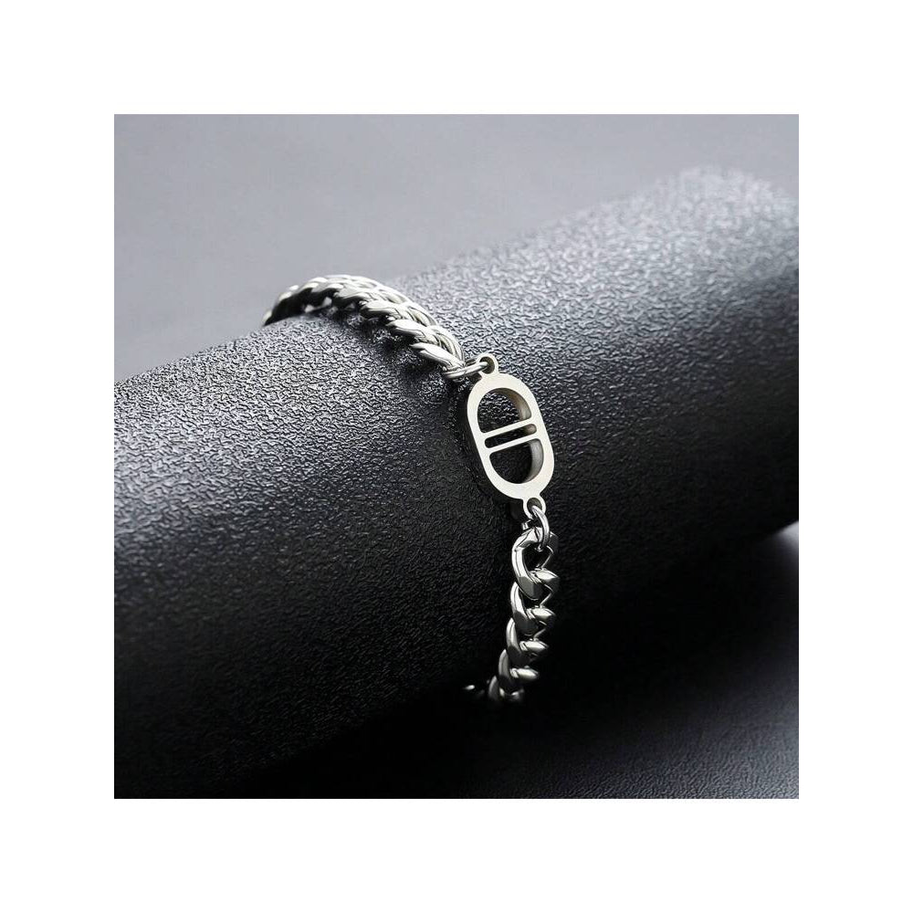 Durable Unisex Bold Stainless Steel Cuban Link Bracelet with Non-Tarnish and Waterproof Finish
