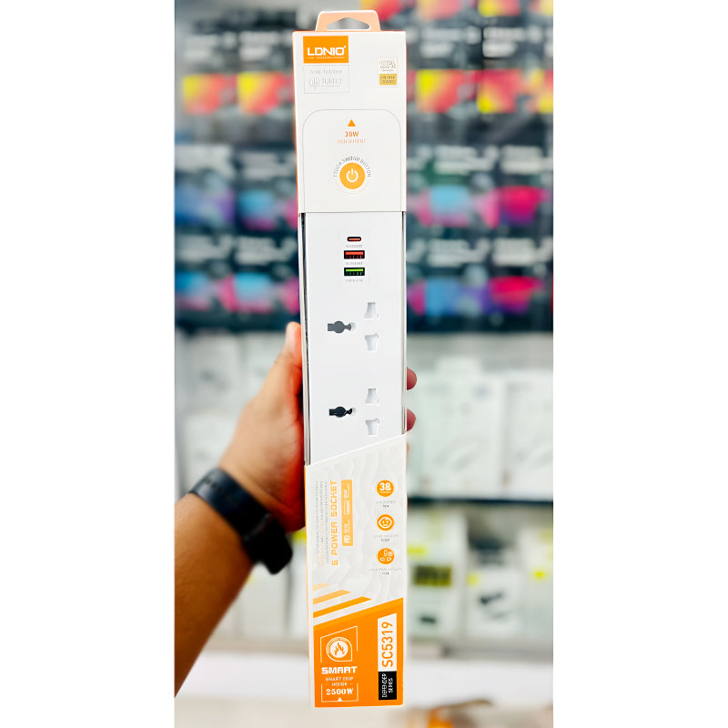 LDNIO SC5319 Power Strip 2500W Multi-Socket Extension With 5 AC Outlets And 3 USB Ports