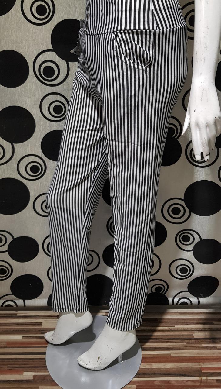 Women Black & White Thin Vertical Striped Leggings Trousers