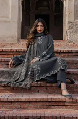 3Pcs Dhanak Embroidered Unstitched Suit