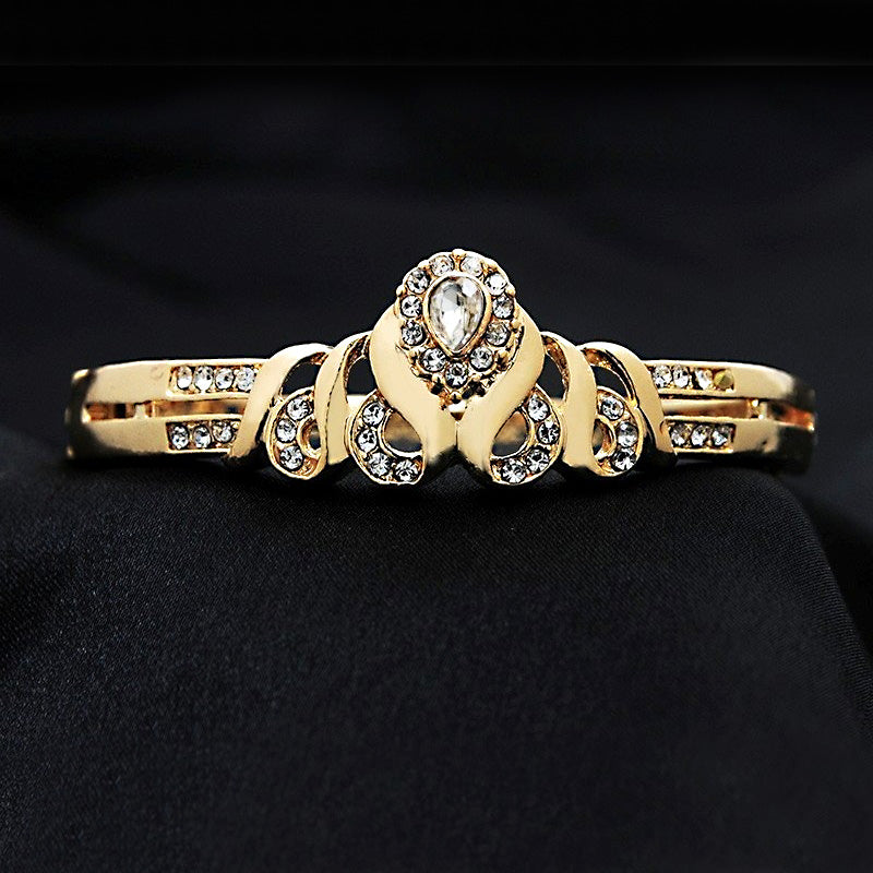 Elegant African Bridal Jewelry Set – Gold-Plated CZ Crystal Necklace, Earrings, Bracelet & Ring